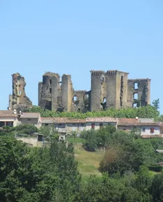 Grand tour of Château de Lagarde